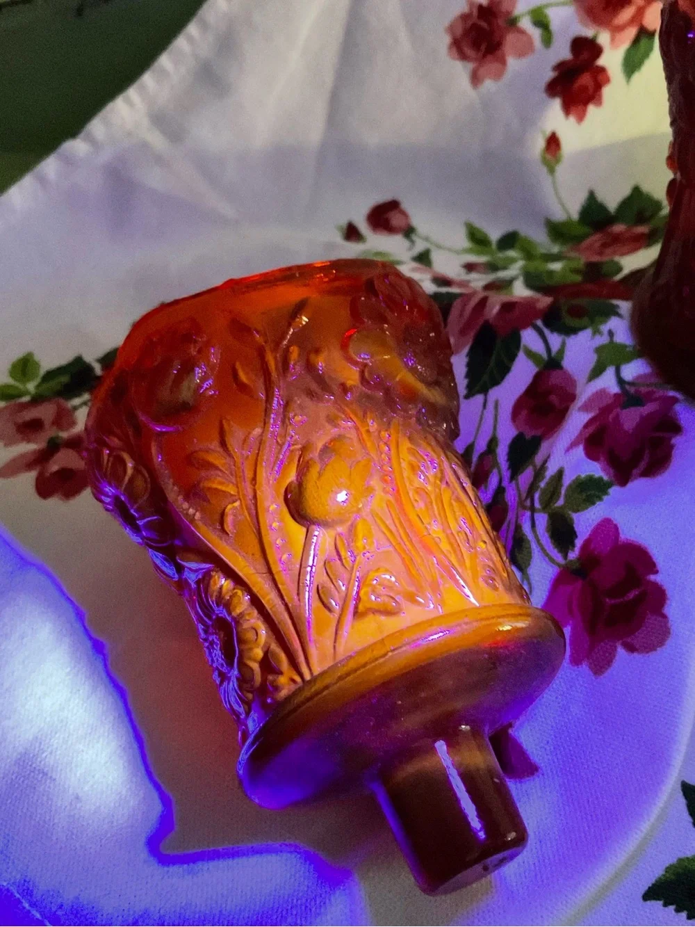 GLOWS Vintage  Red Amberina Peg Votive Holder Textured floral pattern